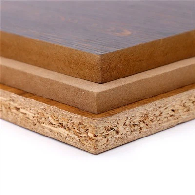 Em que tamanhos o MDF verde HMR está disponível?